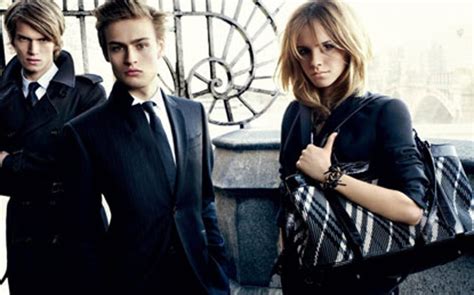 Harry Potter star Emma Watson charms Burberry